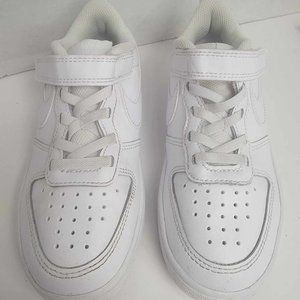 Nike Boys Little Kid Court Borough Low Recraft Sneaker  all white boys size 12.5